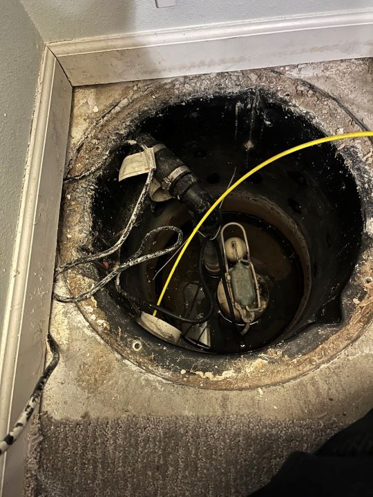 Basement flood restoration in seattle, cause, failed sump pump and waterproofing system