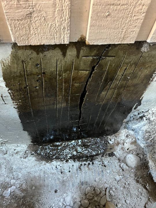 Foundation major crack repair primer application 10000 psi strength in Shoreline